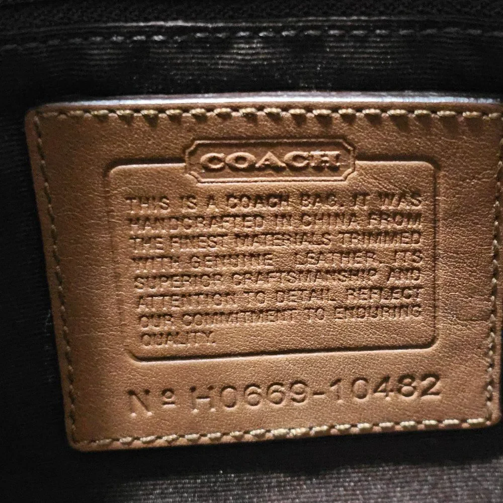 Near Vintage Coach Y2k Bohemian Soho Hobo Shoulder Bag Purse with Whipstitch - Picture 8 of 8